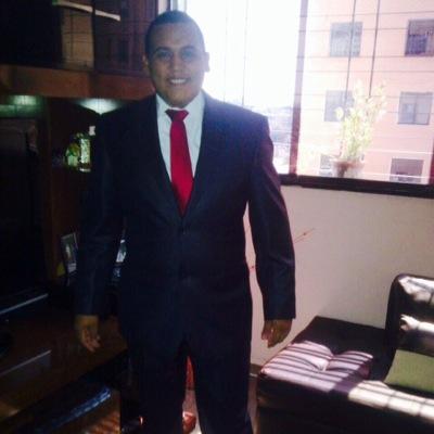 Profile Picture of David Alejandro (@davidmeder) on Twitter