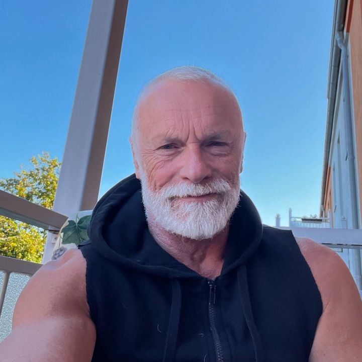 Profile Picture of Michael Naffah (@michael.naffah) on Tiktok