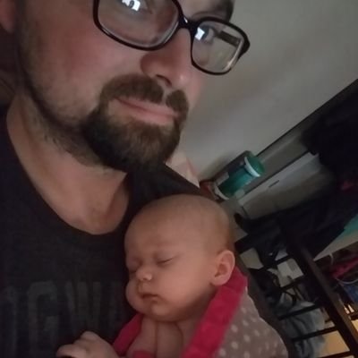 Profile Picture of Alex Pape (@K1ck1n1t89) on Twitter