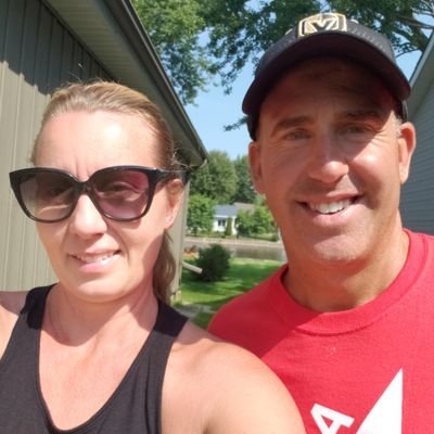Profile Picture of Leanne Michelle (@Simcoe76) on Twitter