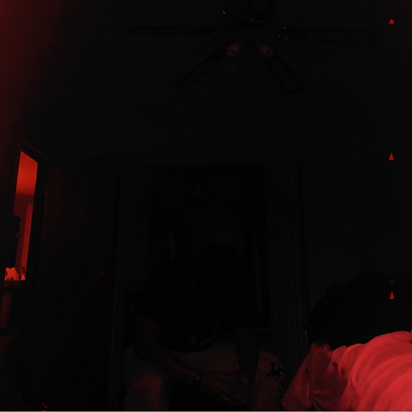 Profile Picture of Daniel Arias (@d4nielol) on Poshmark