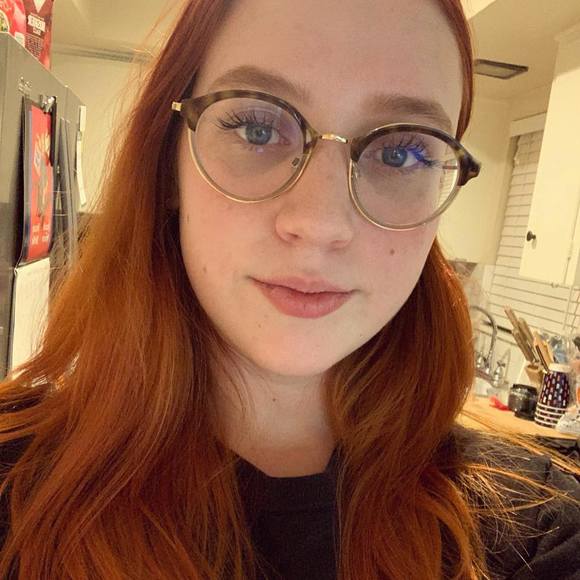 Profile Picture of Sarah Grauer (@prellung) on Poshmark