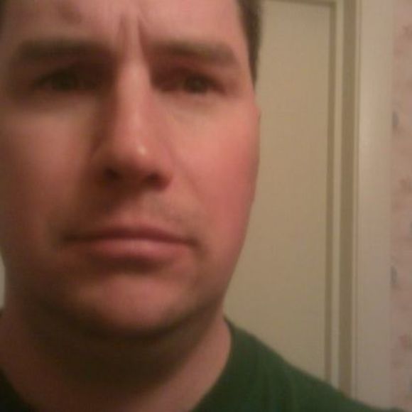 Profile Picture of Ron Vissers (@tedtomato2) on Poshmark