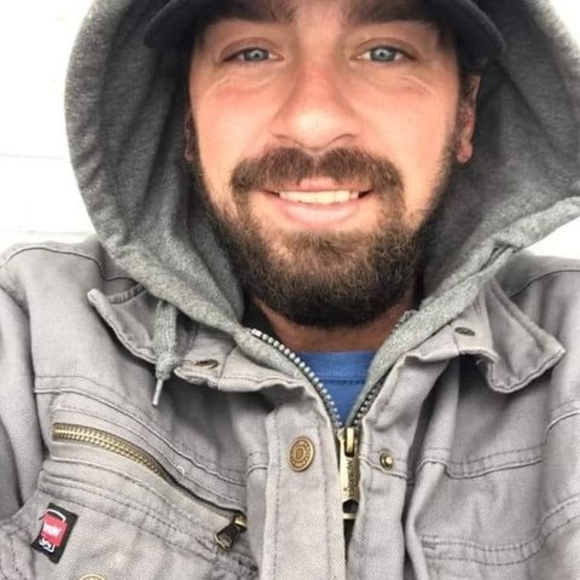 Profile Picture of Shawn Chapman (@chapmanshawn367) on Poshmark