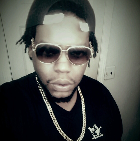 Profile Picture of Keithie Sheppard (@keithie21519) on Poshmark