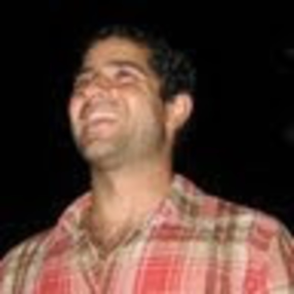 Profile Picture of Michael Aidi (@michaelaidi2007) on Poshmark