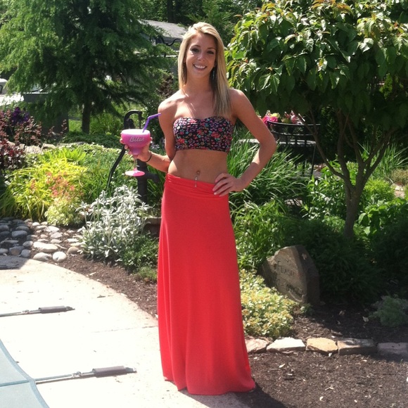 Profile Picture of Kelsey Capps (@kelseyc1993) on Poshmark