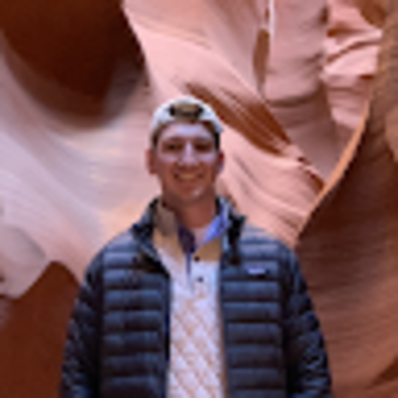 Profile Picture of Dustin Rowe (@drowe003) on Poshmark