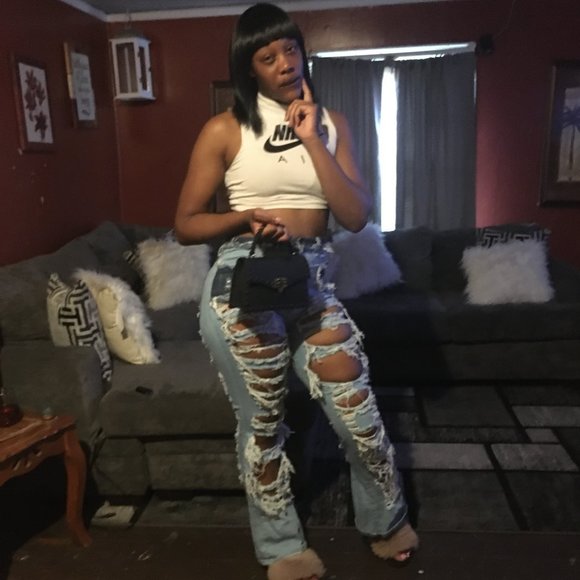 Profile Picture of Natasha Fields (@natashafield362) on Poshmark