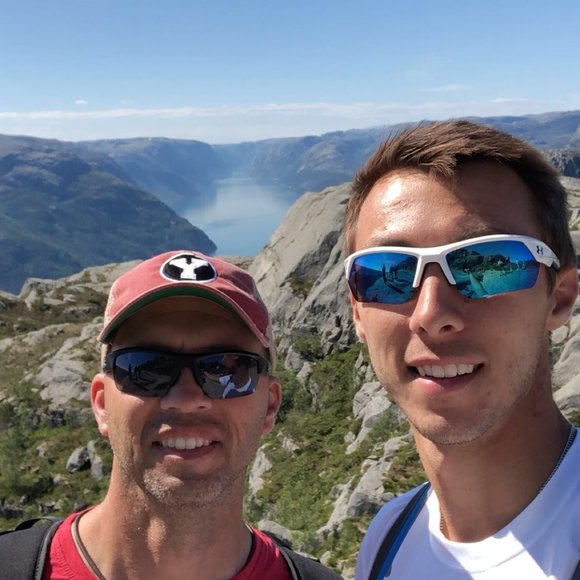 Profile Picture of Blake Savey (@bsavey) on Poshmark