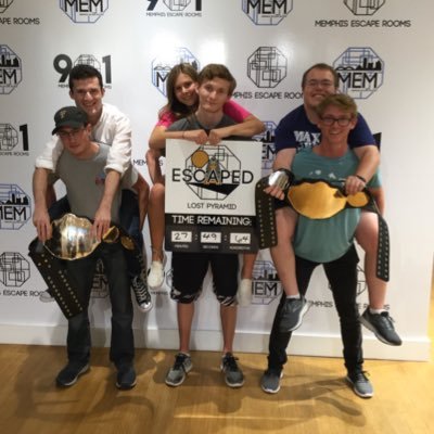 Profile Picture of Robert Goldsmith (@RobertG63482830) on Twitter