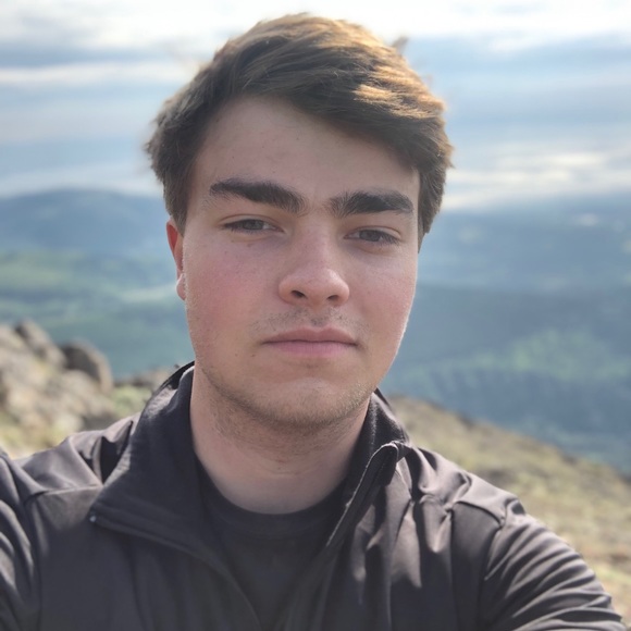 Profile Picture of Aaron Morse (@aaronmbmorse) on Poshmark