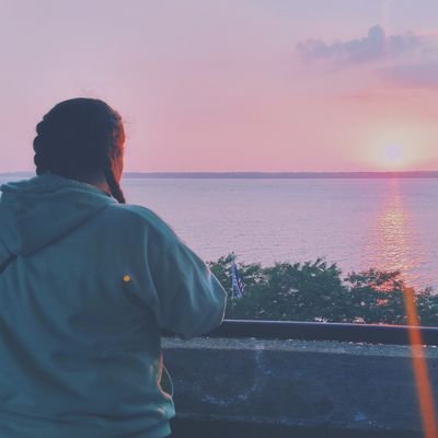 Profile Picture of Mikaela Jean (@mikaela__quinn) on Twitter