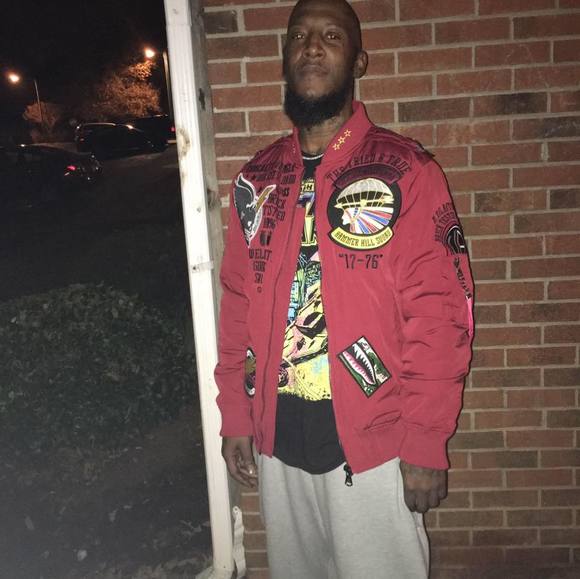 Profile Picture of Roderick Wright (@roderickwrig991) on Poshmark