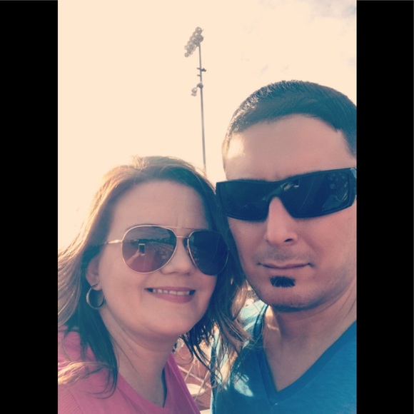 Profile Picture of Kellie Roberts (@wvmama001) on Poshmark