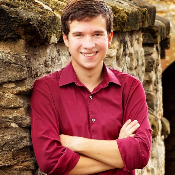 Peter Fulwider - Poshmark Profile Picture of Peter Fulwider (@pete232) on Poshmark