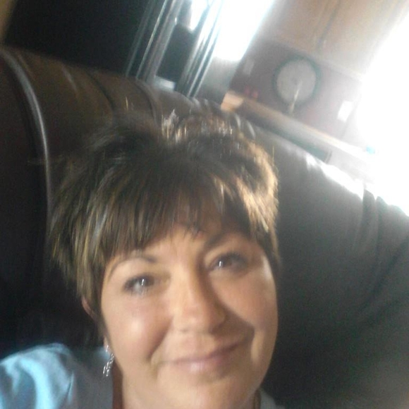 Profile Picture of Suzanne Dudley (@suzannedudley72) on Poshmark