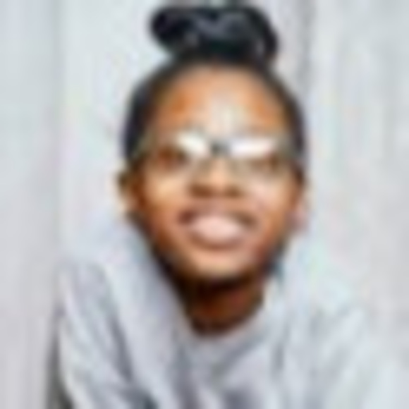 Samyrah Tchanque - Poshmark Profile Picture of Samyrah Tchanque (@samyrahtchanque) on Poshmark