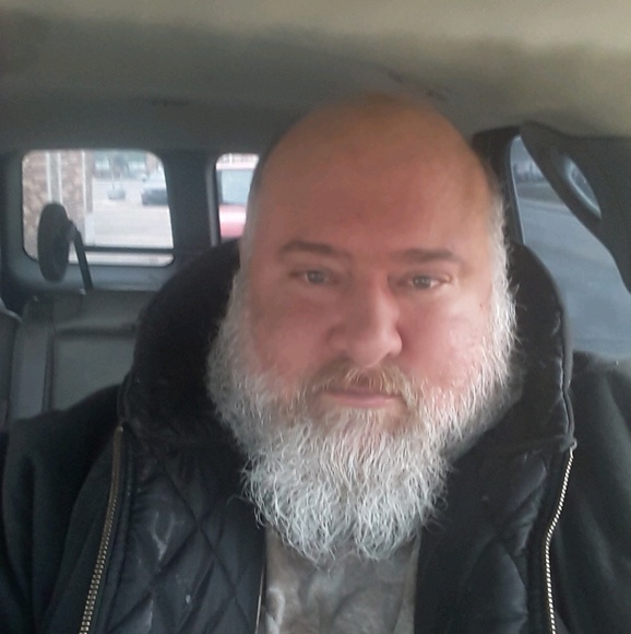 Profile Picture of Domingo Gonzalez (@fuzbeher50) on Poshmark