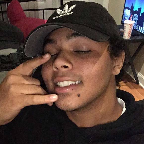 Profile Picture of Jacob Ohlson (@swaez) on Poshmark