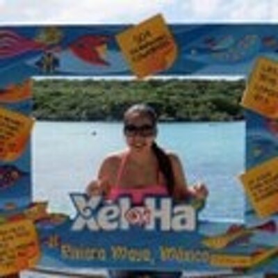 Profile Picture of Paola  Alvarez (@Paolaalvarez07) on Twitter