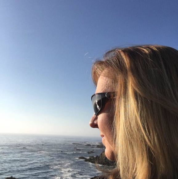 Profile Picture of Valerie Cantone (@valeriecantone) on Poshmark