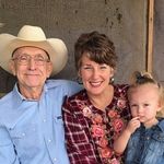 Profile Picture of Stacy Calhoun Enderle (@mymerrymosaicheart) on Instagram