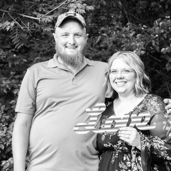 Profile Picture of Andrea Okolish (@aokolish) on Poshmark