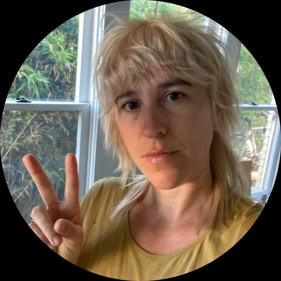 Profile Picture of Emily Bielagus (@emilybielagus) on Poshmark