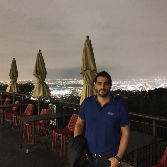 Profile Picture of Jonathan Lareo (@jonathanlareo) on Poshmark