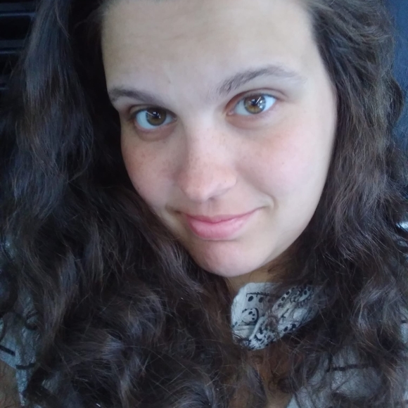 Profile Picture of Rachel Dorbritz (@rdorbritz) on Poshmark