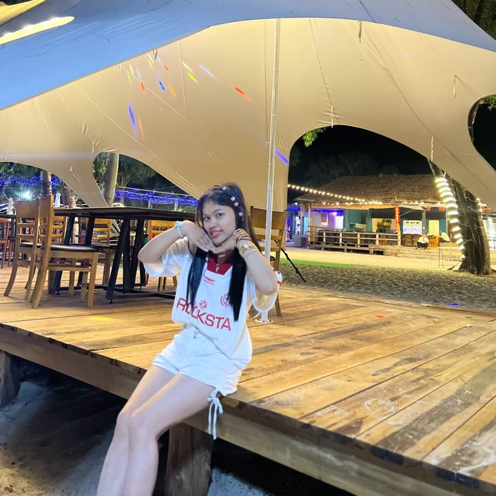 Profile Picture of Kim Lang (@@kimlang580) on Tiktok