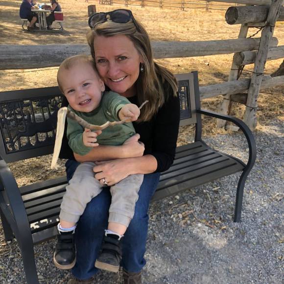 Profile Picture of Jodi Valentine (@seanval53) on Poshmark