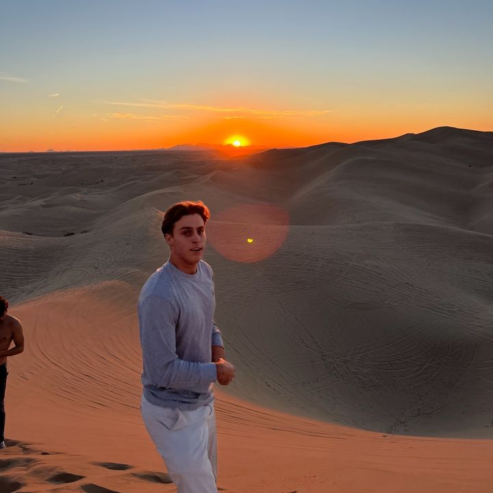 Drew Berg - Tiktok Profile Picture of Drew Berg (@drewhoo22) on Tiktok