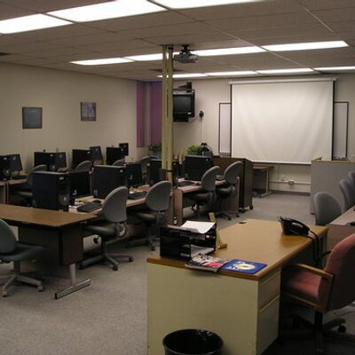 Profile Picture of Michael Avery (@AveryWare) on Twitter