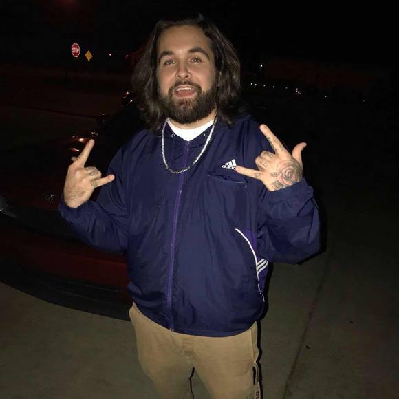 Profile Picture of Dylan Skinner (@itsthatwhiteboy) on Poshmark