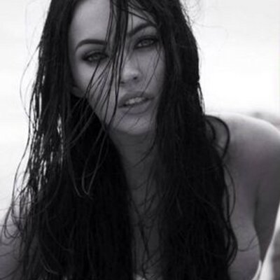 Profile Picture of Kerry Chang (@sneezy0139) on Twitter