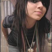 Profile Picture of Marisa Singer (@marisasing23) on Youtube