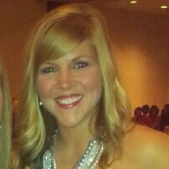 Profile Picture of Tiffany Sucharski (@tsucharski) on Poshmark