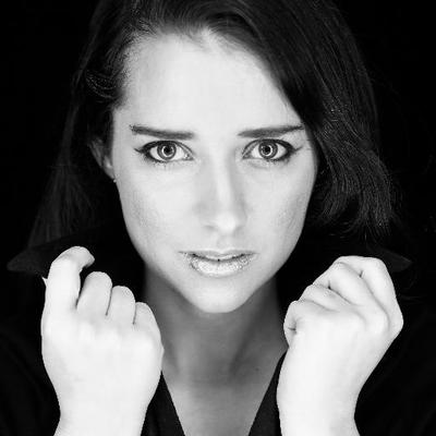 Profile Picture of Laura Cooley (@LauraCCooley) on Twitter