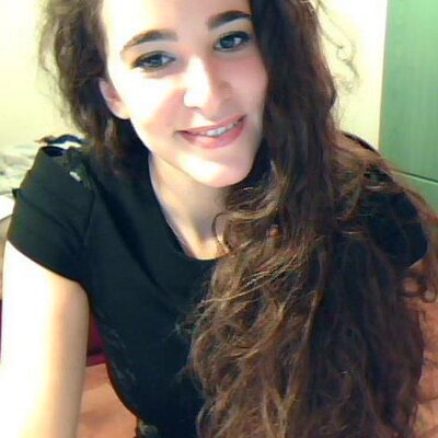 Profile Picture of Elizabeth Weiss (@liviweiss) on Twitter