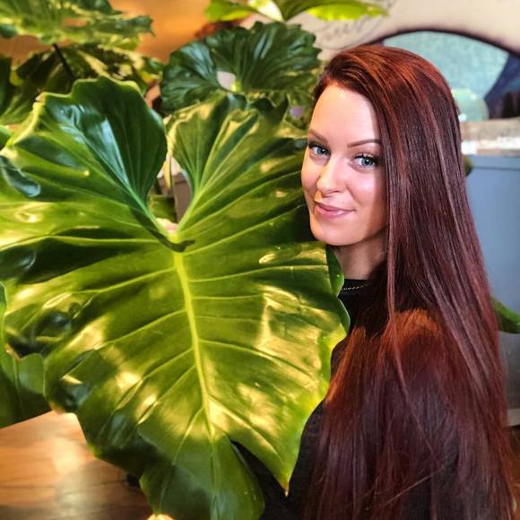 Profile Picture of Chelsea Pherson (@cpherson23) on Poshmark