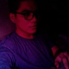 Profile Picture of Sam Juan (@rozenxyz) on Twitter