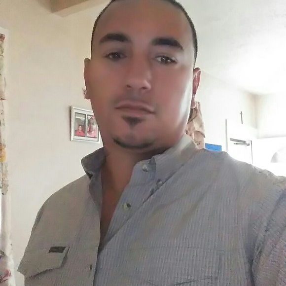 Carlos Poncedeleon - Poshmark Profile Picture of Carlos Poncedeleon (@cponcedeleon510) on Poshmark