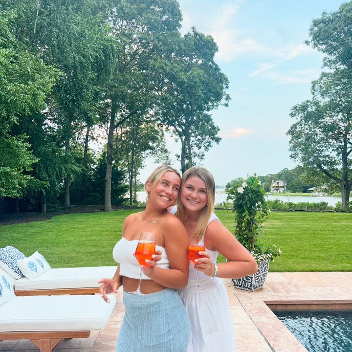Profile Picture of Hannah (@hkniker) on Tiktok