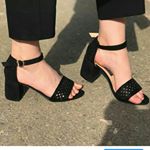 Profile Picture of Mi pour elle 👠 (@mi_shoes_) on Instagram