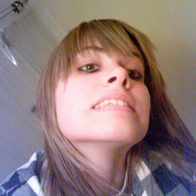 Profile Picture of Crystal Grayson (@SomeRandomLoser) on Twitter