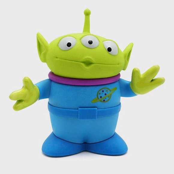 Vivi Jimenez - Poshmark Profile Picture of Vivi Jimenez (@vmjimemez) on Poshmark