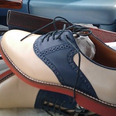 Profile Picture of Ronald Crear (@ProfessorQ04) on Twitter