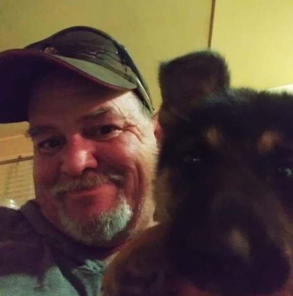 Profile Picture of Keith Bennett (@rockripper69) on Poshmark